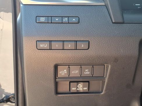Used 2024 Lexus GX 550 w/ Accessory Package (Z1) AWD/4WD image 20