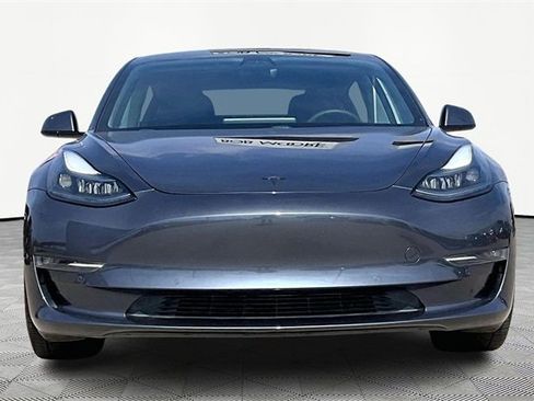 Used 2021 Tesla Model 3 Performance image 3
