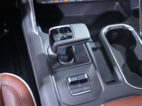 Used 2025 GMC Sierra 1500 Denali Ultimate AWD/4WD image 14
