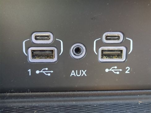 Used 2023 Jeep Grand Cherokee Summit image 25