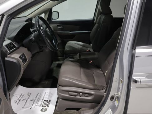 Used 2012 Honda Odyssey Touring image 9