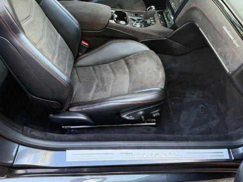Used 2018 Maserati GranTurismo Sport RWD image 17