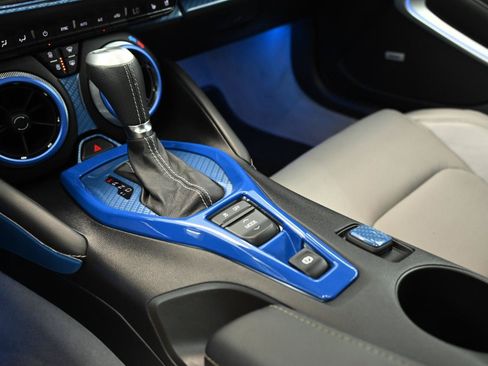 Used 2018 Chevrolet Camaro SS RWD image 35