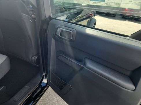 New 2025 Ford Bronco 4-Door image 20