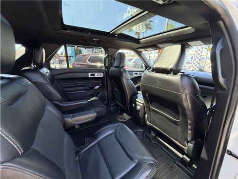 Used 2022 Ford Explorer ST w/ Equipment Group 401A AWD/4WD image 28