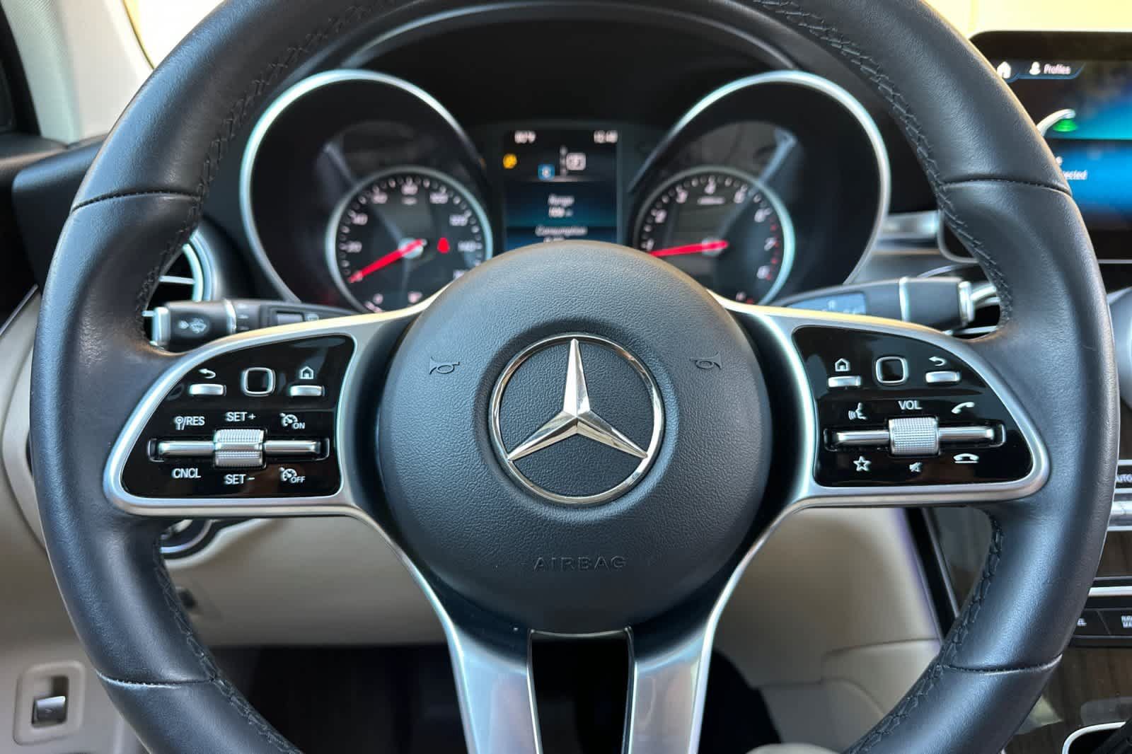 Used 2021 Mercedes-Benz GLC 300 image 22