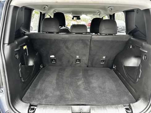 Used 2021 Jeep Renegade Sport image 12