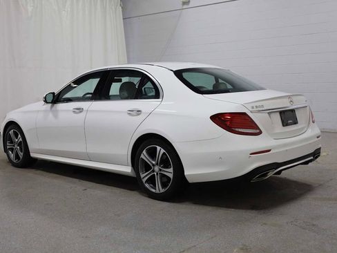 Used 2017 Mercedes-Benz E 300 4MATIC image 3
