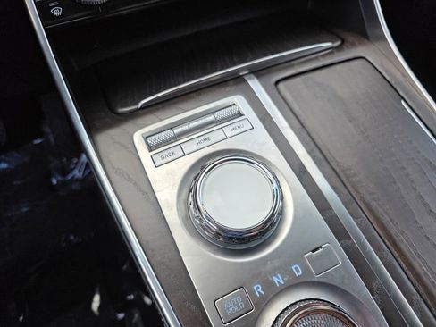 Used 2024 Genesis GV80 2.5T image 24