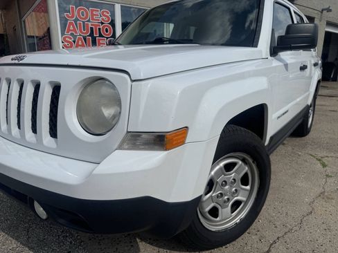 Used 2014 Jeep Patriot Sport FWD image 17