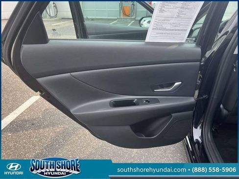 Certified 2021 Hyundai Elantra SEL w/ Cargo Package FWD image 14
