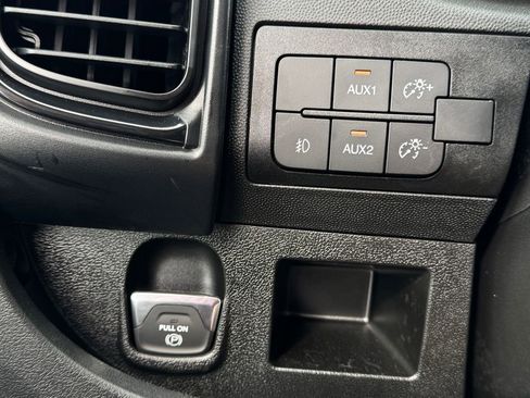 New 2026 RAM ProMaster 1500 w/ Convenience Group image 23