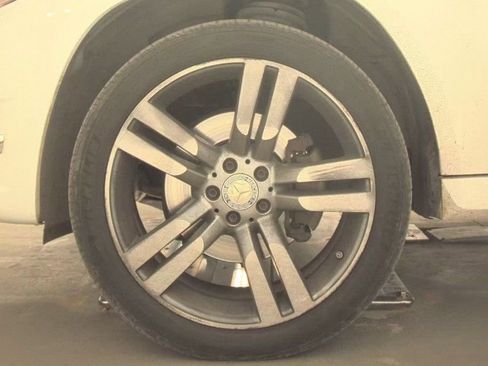 Used 2014 Mercedes-Benz GLK 350 2WD image 24