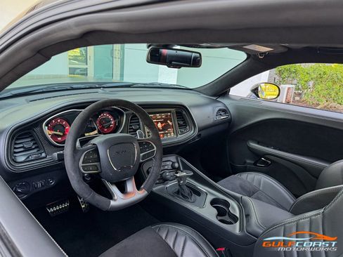 Used 2023 Dodge Challenger SRT Hellcat Redeye RWD image 2