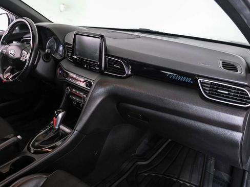Used 2021 Hyundai Veloster 2.0 Premium FWD image 12