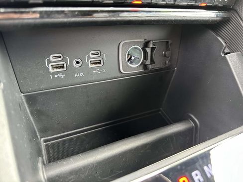 Used 2025 Jeep Grand Cherokee L Laredo AWD/4WD image 23