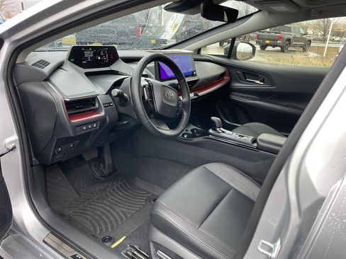 Used 2024 Toyota Prius Prime image 10