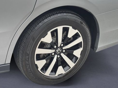 Used 2026 Honda Odyssey EX-L image 9