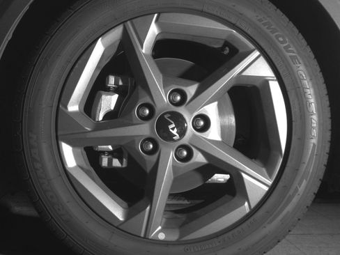 Used 2025 Kia K4 LXS image 12