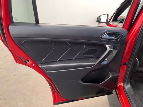 Used 2024 Volkswagen Tiguan SE R-Line image 19