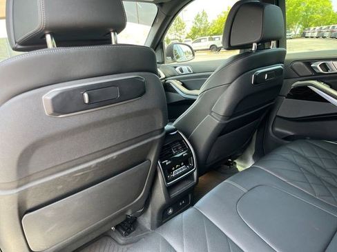 Used 2024 BMW X5 sDrive40i RWD image 21