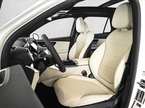 New 2026 Mercedes-Benz GLC 300 GLC 300 image 18