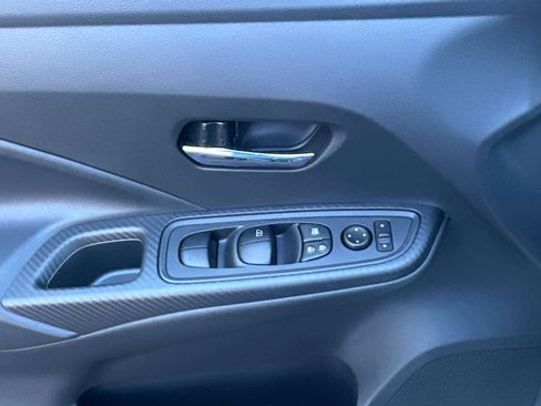 New 2025 Nissan Versa SV w/ Trunk Package image 22