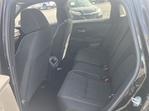 Used 2024 Honda HR-V Sport image 14