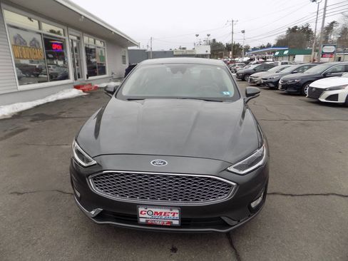 Used 2019 Ford Fusion Titanium image 10