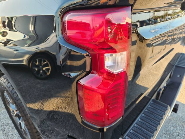 Used 2022 Chevrolet Silverado 1500 LT w/ Texas Edition Plus RWD image 7