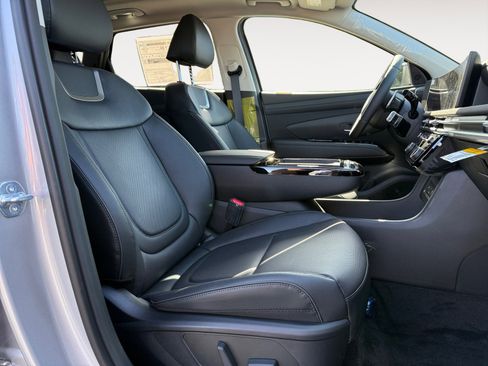 New 2026 Hyundai Tucson Limited image 19