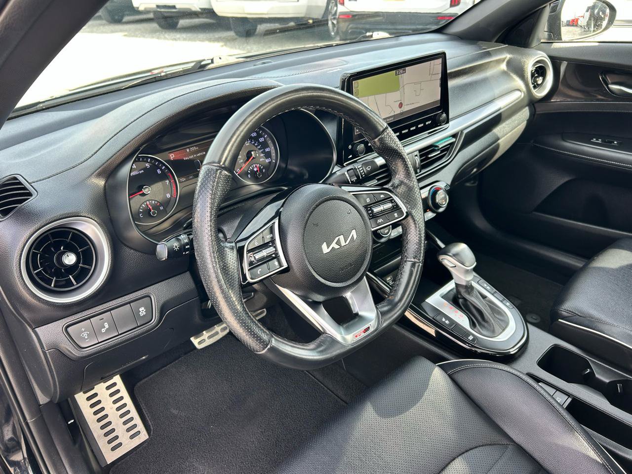 Used 2023 Kia Forte GT-Line w/ GT-Line Premium Package FWD image 6