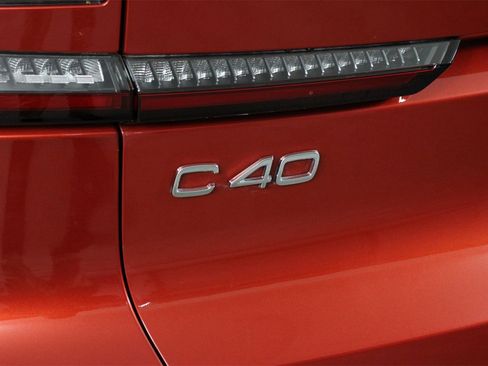 Certified 2023 Volvo C40 P8 Recharge Plus w/ Climate Package image 19