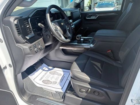 Used 2025 Chevrolet Silverado 1500 LTZ w/ Max Trailering Package AWD/4WD image 12