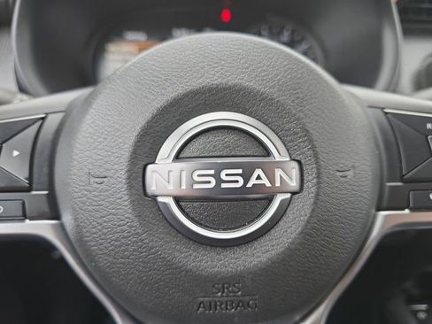 Used 2024 Nissan Kicks SV w/ Exterior Package FWD image 5