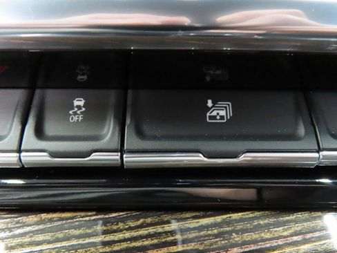 Used 2023 GMC Sierra 1500 Elevation image 59