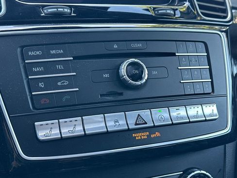 Used 2019 Mercedes-Benz GLS 550 4MATIC w/ Driver Assistance Package image 18