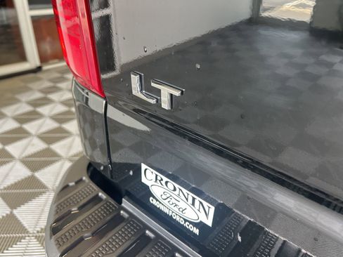 Used 2022 Chevrolet Silverado 1500 LT image 8