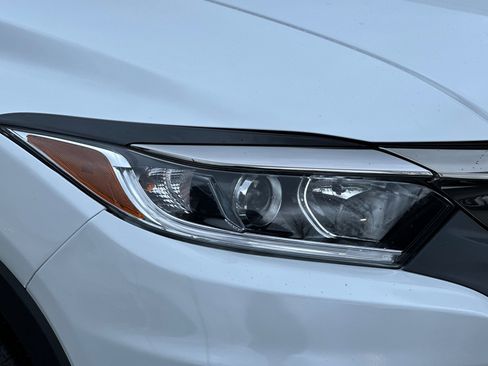 Used 2021 Honda HR-V EX-L image 10