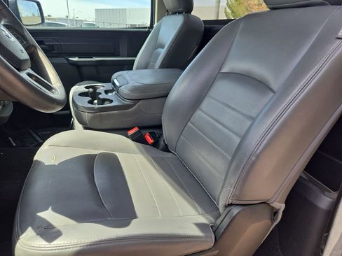 Used 2019 RAM 1500 Express RWD image 15