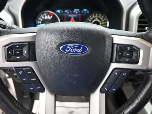 Used 2019 Ford F150 Lariat w/ Equipment Group 502A Luxury AWD/4WD image 14