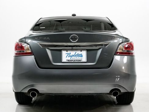Used 2015 Nissan Altima 2.5 SV image 22