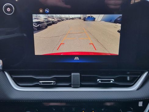 New 2026 Chevrolet Equinox LT w/ LPO, Floor Liner Package image 19