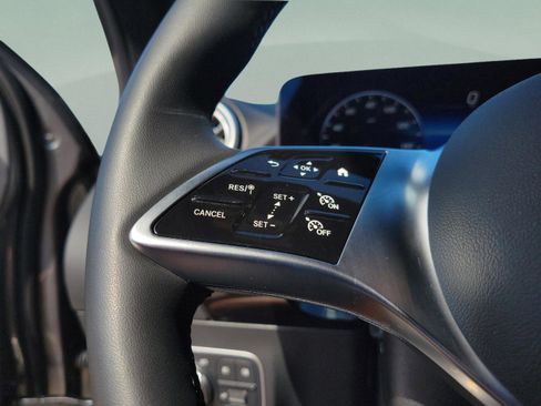 Certified 2026 Mercedes-Benz GLA 250 image 23