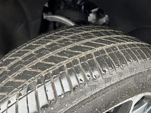 Certified 2024 Chevrolet Suburban RST w/ Luxury Package image 25