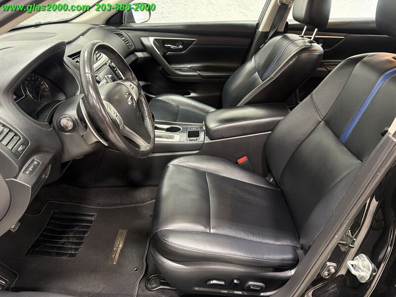 Used 2018 Nissan Altima 2.5 SR w/ SR Midnight Edition FWD image 23