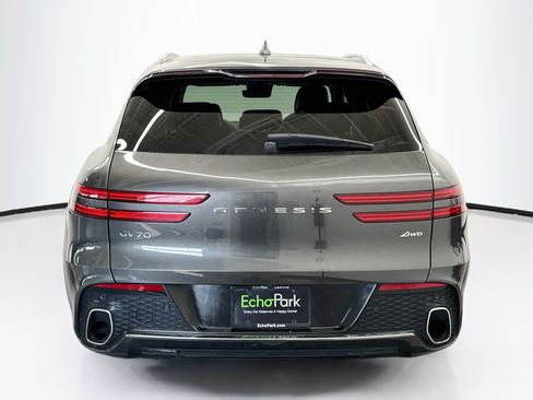 Used 2025 Genesis GV70 2.5T AWD/4WD image 7