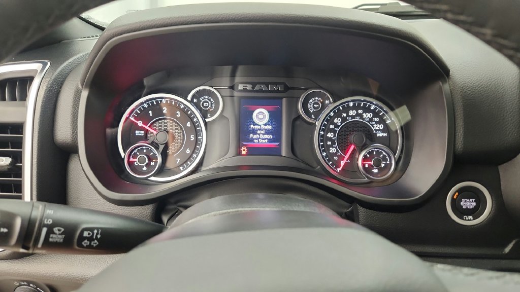 Used 2025 RAM 1500 Big Horn RWD image 34