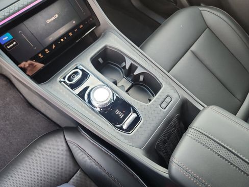 New 2025 Jeep Wagoneer S Limited image 16