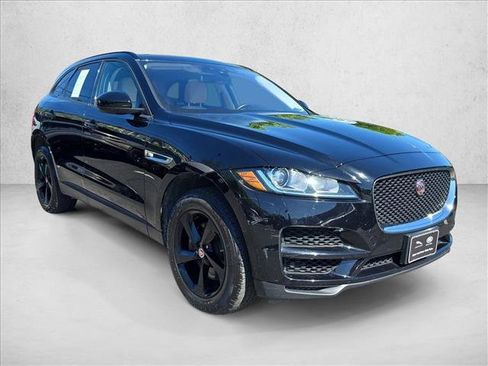 Used 2018 Jaguar F-PACE Premium AWD/4WD image 3
